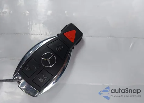 2017 Mercedes-Benz Cla 250 z USA, uszkodzony, nr VIN WDDSJ4EB4HN480040